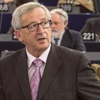 'Don't insult me,' pleads scandal-hit Juncker