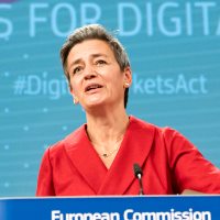 EU to make online platforms more accountable