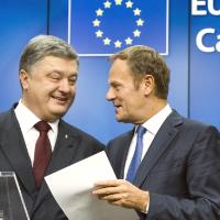 EU pledges support to Ukraine at summit