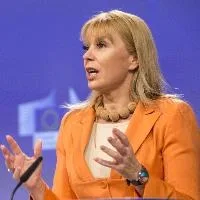 Elzbieta Bienkowska - Photo EC Countering 'hybrid' security threats a priority, says EU