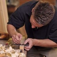 Brussels looks to extend scope of EU rules on work contracts