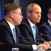 Dombrovskis - Toniste - Photo EU Council EU green light for new rules to resolve tax disputes
