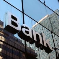<p><em>(BRUSSELS)</em> - EU Member States agreed a softer position Wednesday on capital requirements applying to banks with non-performing loans (NPLs) on their balance sheets, in preparation for talks with the EU Parliament.</p> <p>The proposal, initiall EU states ease rules for dealing with bad loans