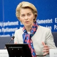 EU sets out plans to finance green economy EU sets out plans to finance green economy