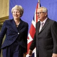 May - Juncker - Photo EC 'Sad moment' as leaders endorse UK withdrawal agreement