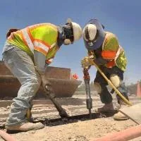 Construction workers - Photo Exaktime EU's labour, skills shortages persist: report