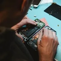 Mobile phone repair - Photo by Kilian Seiler on Unsplash EU reaches deal to strengthen consumers' right to repair