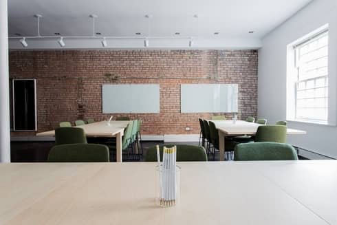Serviced office - Image Pixabay