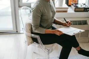 The Importance of Financial Advice: Why Do You Need It? Woman with clipboard - Photo by Alex Green on Pexels