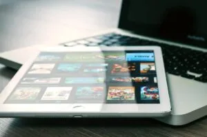 EU calls on Apple to end geo-blocking on media services Apple iTunes - Photo by Firmbee.com on Unsplash