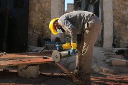 Workplace safety - Photo by Ahmed akach on Pexels