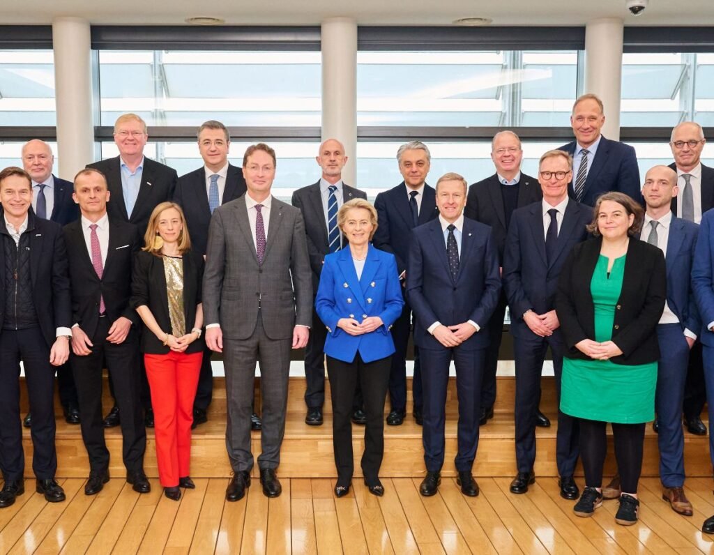 Von der Leyen - Automotive - Photo © European Union 2025.jpg