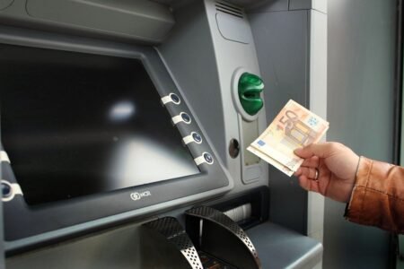 Euro ATM - Image by Peggy und Marco Lachmann-Anke from Pixabay