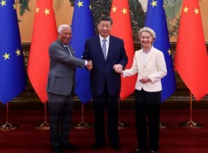 Costa - Xi Jinping - von der Leyen - Photo © European Union 2025