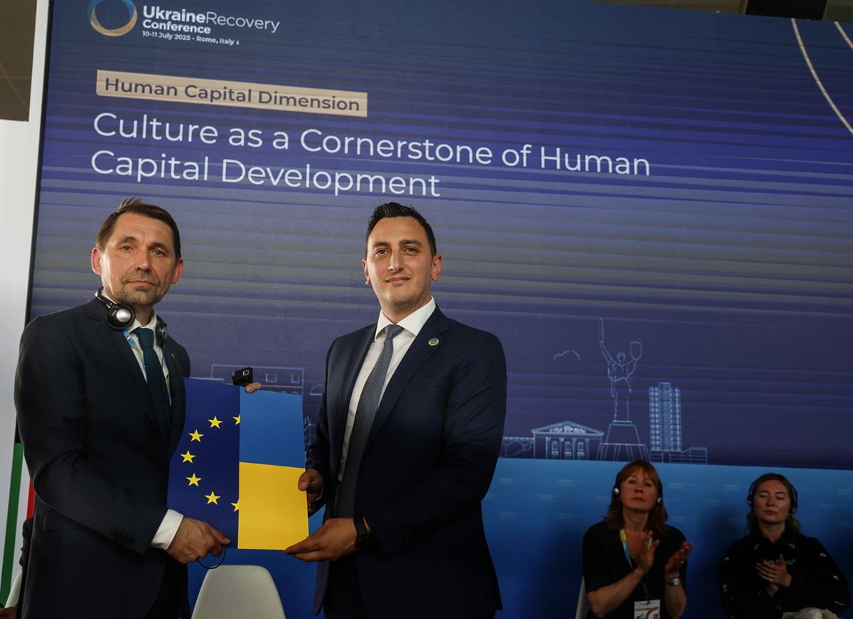 EU offers support for Ukraine culture and heritage - EUbusiness.com ...