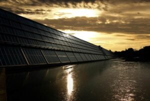 Solar panels on river - Photo by Pixabay