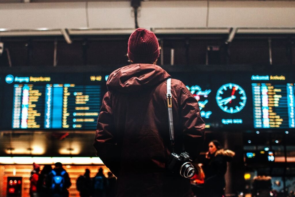 Airport traveller - Photo by Erik Odiin on Unsplash