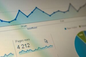 5 e-Commerce Tips to Grow Your Business Long-Term Pages vues - Photo by Agence Olloweb on Unsplash