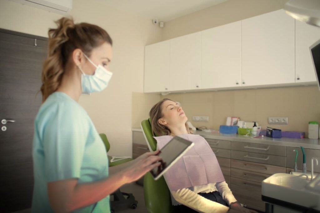 Dentist - Photo by Andrea Piacquadio on Pexels