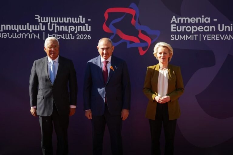 Antonio Costa - Nikol Pashinyan - Ursula von der Leyen in Armenia - Photo © European Union 2026