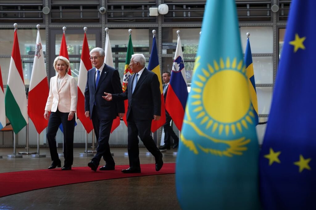 Ursula Von der Leyen, Kassym-Jomart Tokayev, President of Kazakhstan, Antonio Costa - Photo © European Union 2026