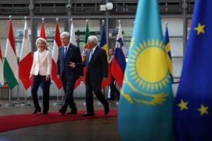 Ursula Von der Leyen, Kassym-Jomart Tokayev, President of Kazakhstan, Antonio Costa - Photo © European Union 2026