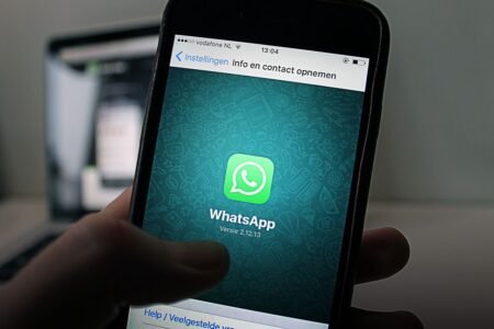 WhatsApp - Image by antonbe from Pixabay