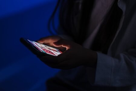 Online abuse cyber-bullying - Image by Ron Lach on Pexels