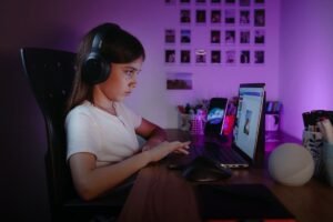 Internet safety children - Photo by Jonathan Borba on Pexels
