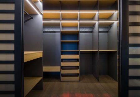 High Pressure Laminate in the European Built Environment: Regulatory Standards, Sustainable Sourcing, and the Supply Chain Behind Modern Surface Materials High-pressure laminate - Image by Max Vakhtbovych on Pexels